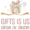 לוגו של החנות. תמונה של אריזת מתנה בצבעים טורקיז וורוד מלפניו סרט בצבע זהב היוצר צורה של לב, מתחת כתוב gifts is us ןמתחת לזה כתוב מתנות זה אנחנו